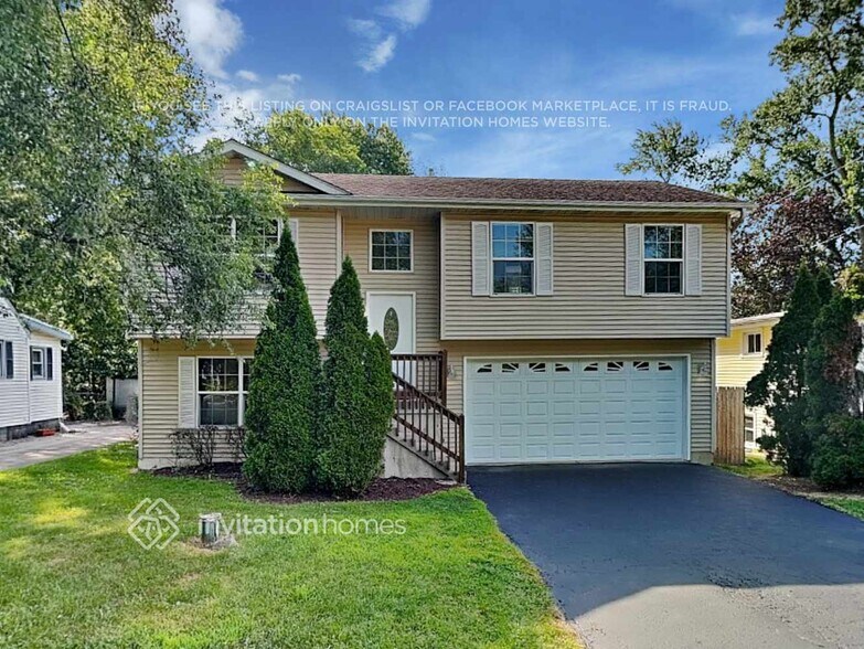 Primary Photo - 29835 Bayshore Dr