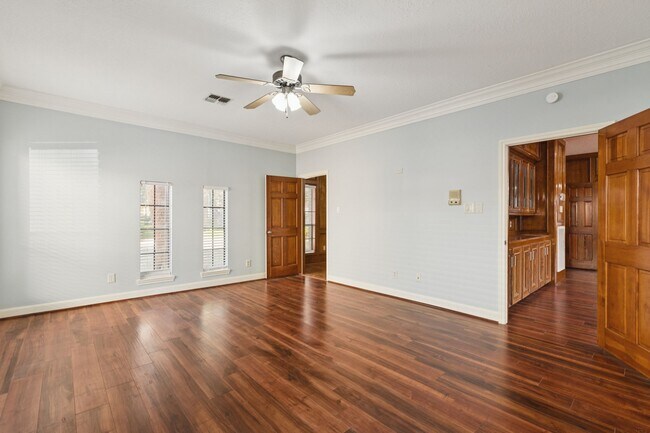 Building Photo - 14819 Walbrook Dr