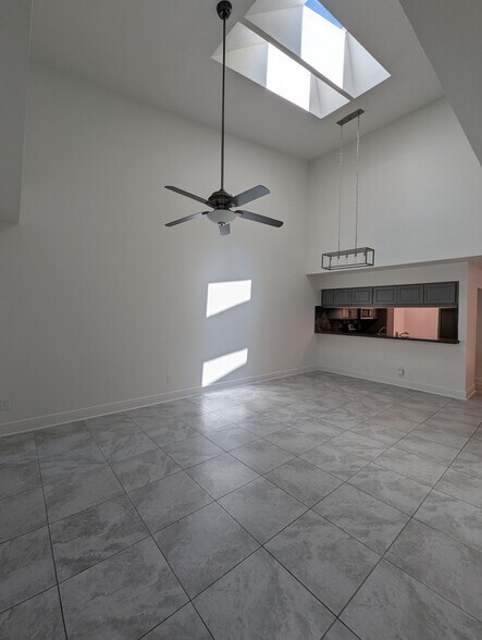 Building Photo - 7536 Fenwick Cove Ln