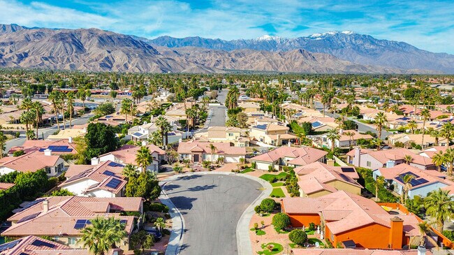 Building Photo - 74613 Waterlily Cir