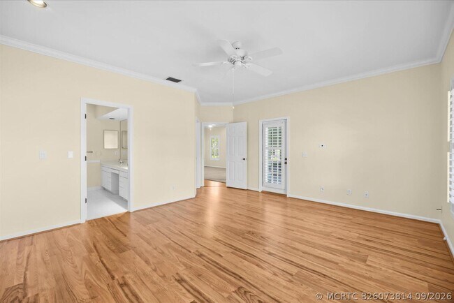 Building Photo - 7362 Pine Creek Way