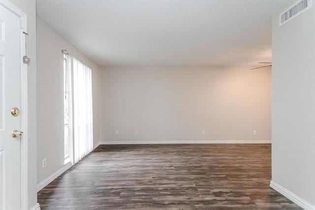 Building Photo - 9808 Valley Meadow Pl