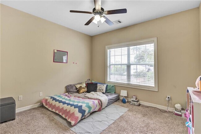 Building Photo - 1001 Welsh Ave