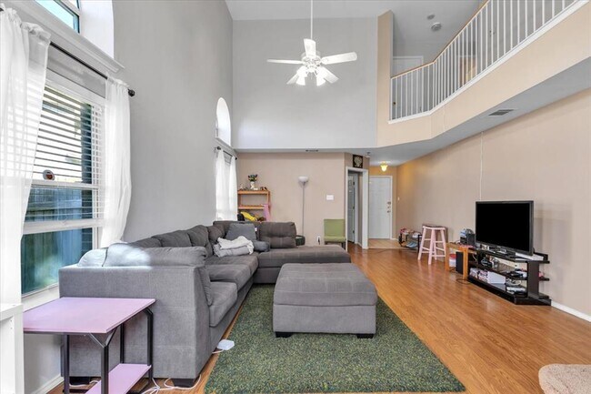 Building Photo - 403 Paso Fino Cove