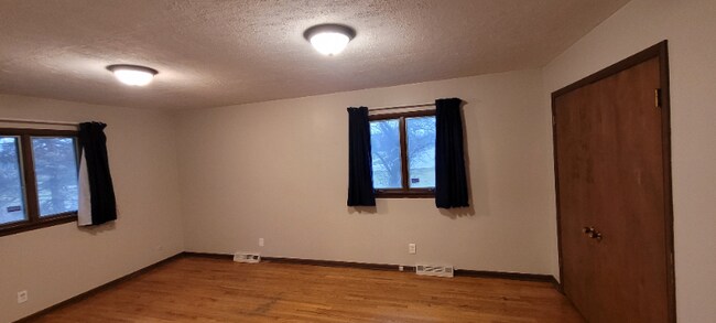 Building Photo - 28810 Cannon Rd