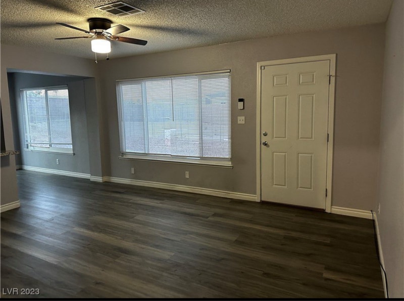 Building Photo - 3915 Cll Tereon