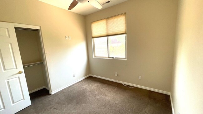 Building Photo - Beautiful 3 Bedroom Home in Coral Canyon!