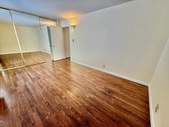 Building Photo - 4367 Nelson Dr