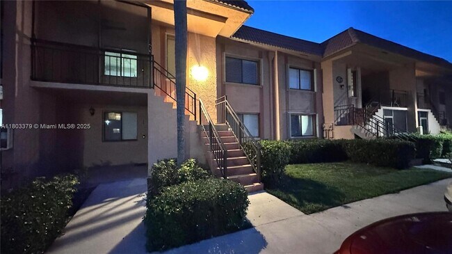 Primary Photo - 227 Lakeview Dr