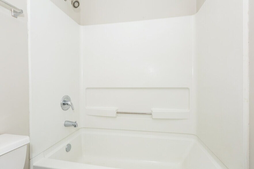 Building Photo - 1424 Jabbok Pl NW