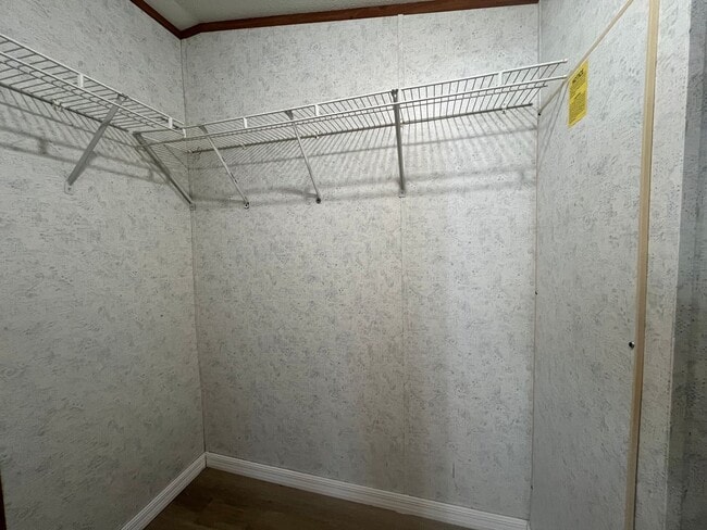 Building Photo - Newly renovated 3 Bedroom, 2 Bath home in ...