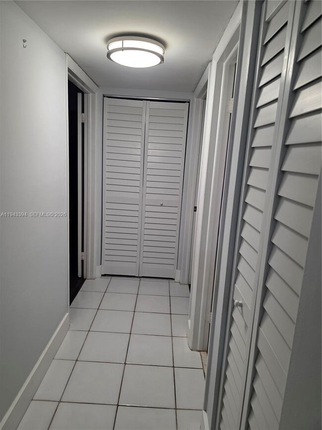 Building Photo - 8005 SW 107th Ave