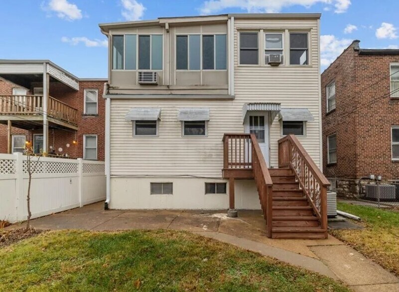 Building Photo - 5185 Goethe Ave