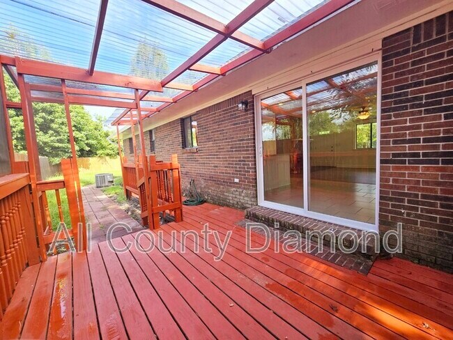 Building Photo - 1119 Wyoming Ave