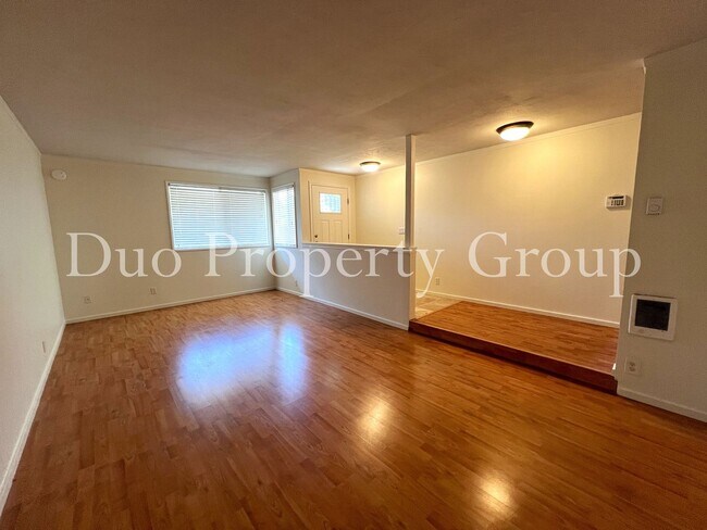 Building Photo - 2035 Harvard Dr