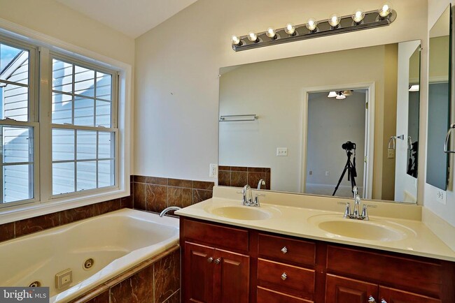 Building Photo - 5263 Prairie Willow Way