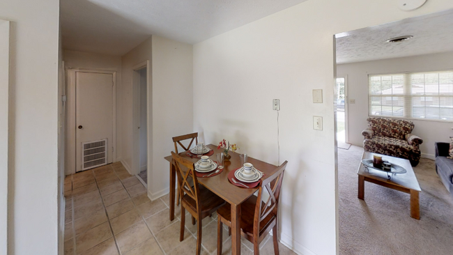 Building Photo - 369 Crabapple Cir