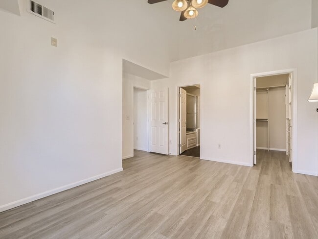 Building Photo - 3872 S Dallas St