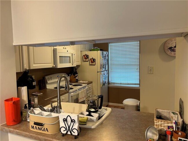 Building Photo - 903 Lynwood Ct