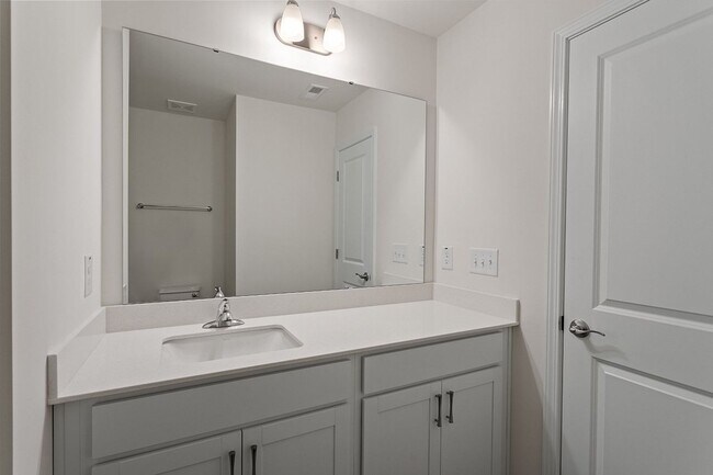 Building Photo - 61 Clear Bead Ct