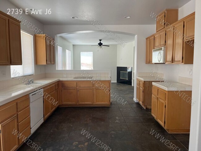 Building Photo - 2739 E Ave J6