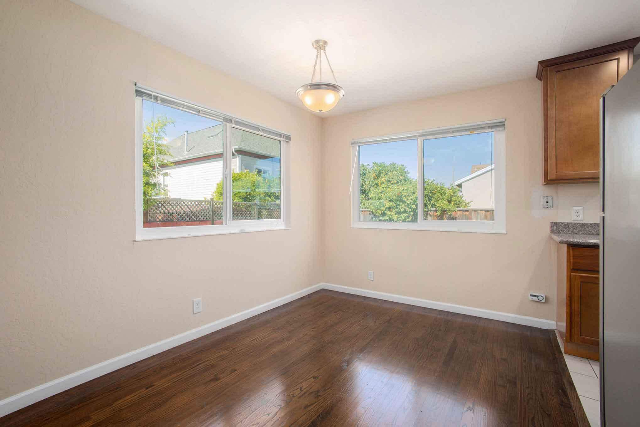 Building Photo - 1709 Pacific Ave