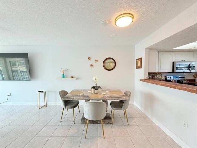 Building Photo - 19029 US Hwy 19 N