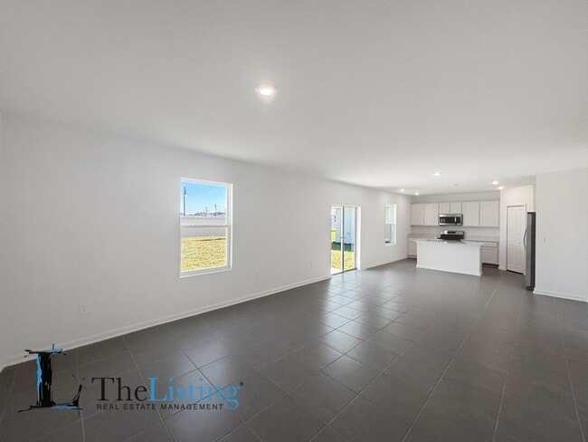 Building Photo - 4810 Katrina Dr