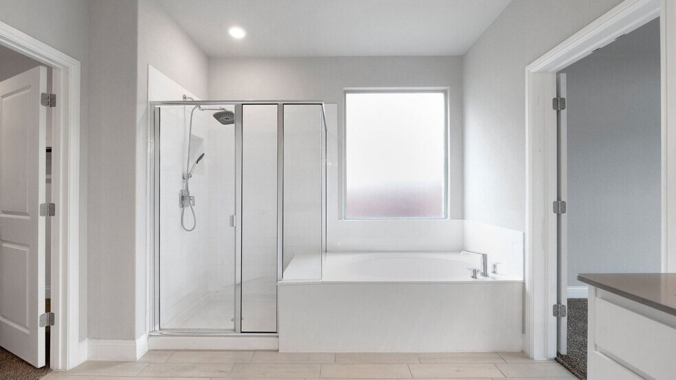 Building Photo - 10204 Walnut Rdg Dr