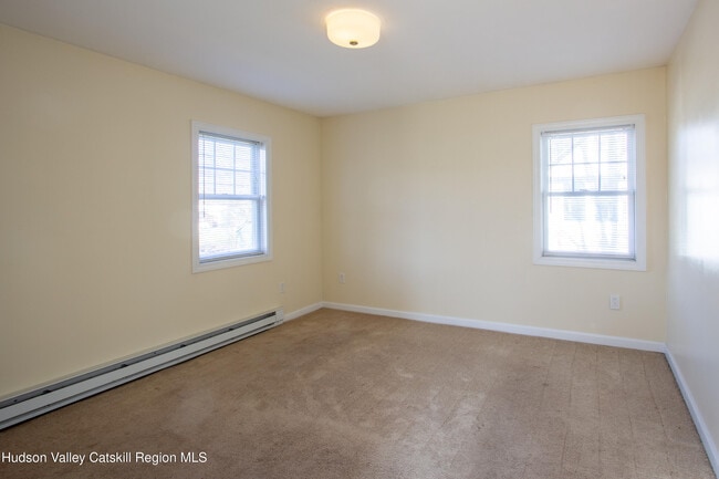 Building Photo - 2262 NY-66