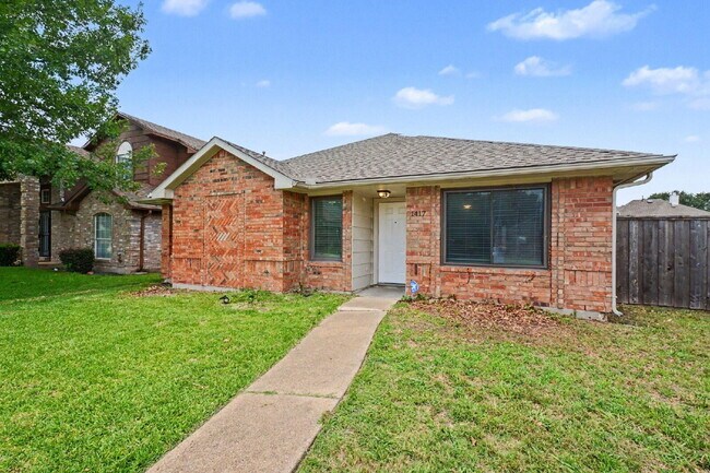 Building Photo - "Charming 3-Bedroom Retreat- Creek Crossing Estate, Mesquite TX"Section 8 Welcomed