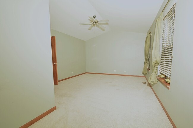 Building Photo - 2460 Georgetown Cir