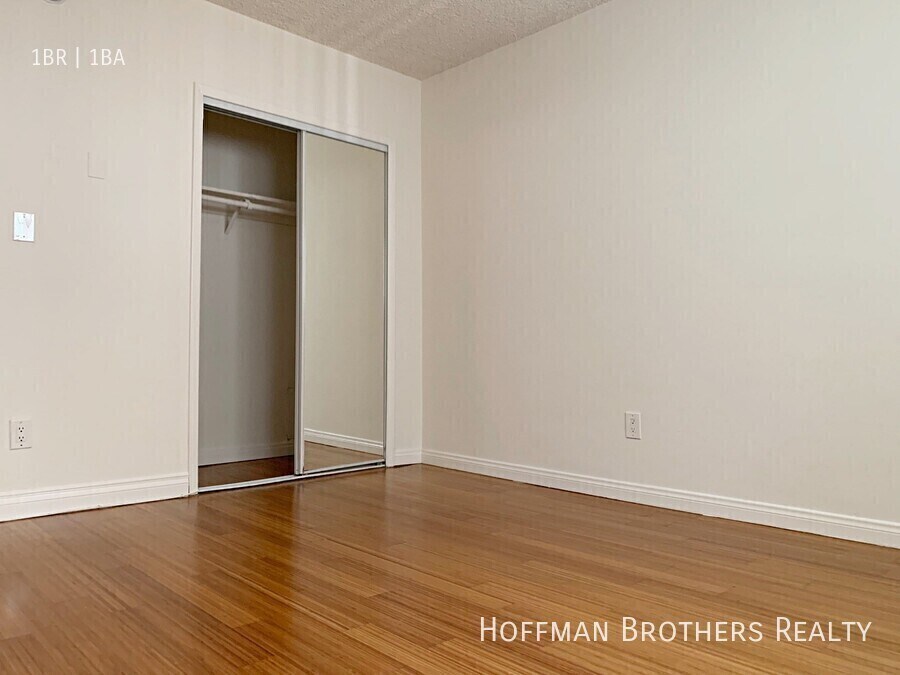 Building Photo - 1847 Winona Blvd