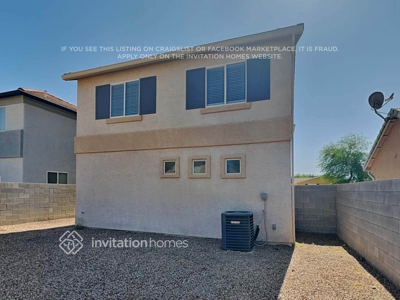 Building Photo - 5213 Los Pinos St