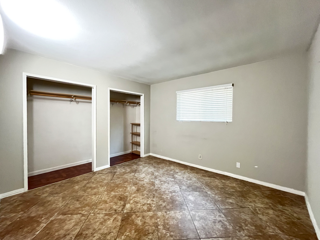 Building Photo - 12835 10th St