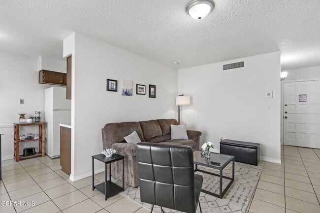 Building Photo - 6923 Alto Rey Ave