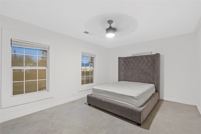 Building Photo - 3714 Eagle St