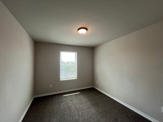 Building Photo - 6310 Luglio Ln