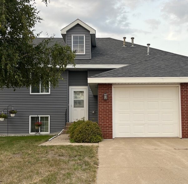 703 East Tin Street - 703 E Tin St