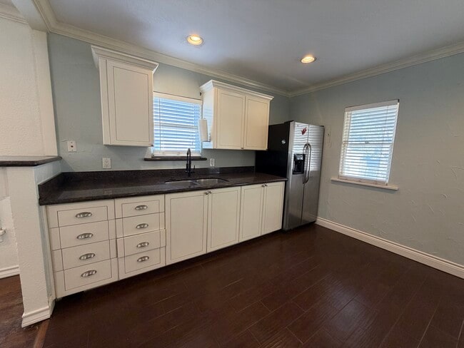 Building Photo - 3817 Frazier Ave