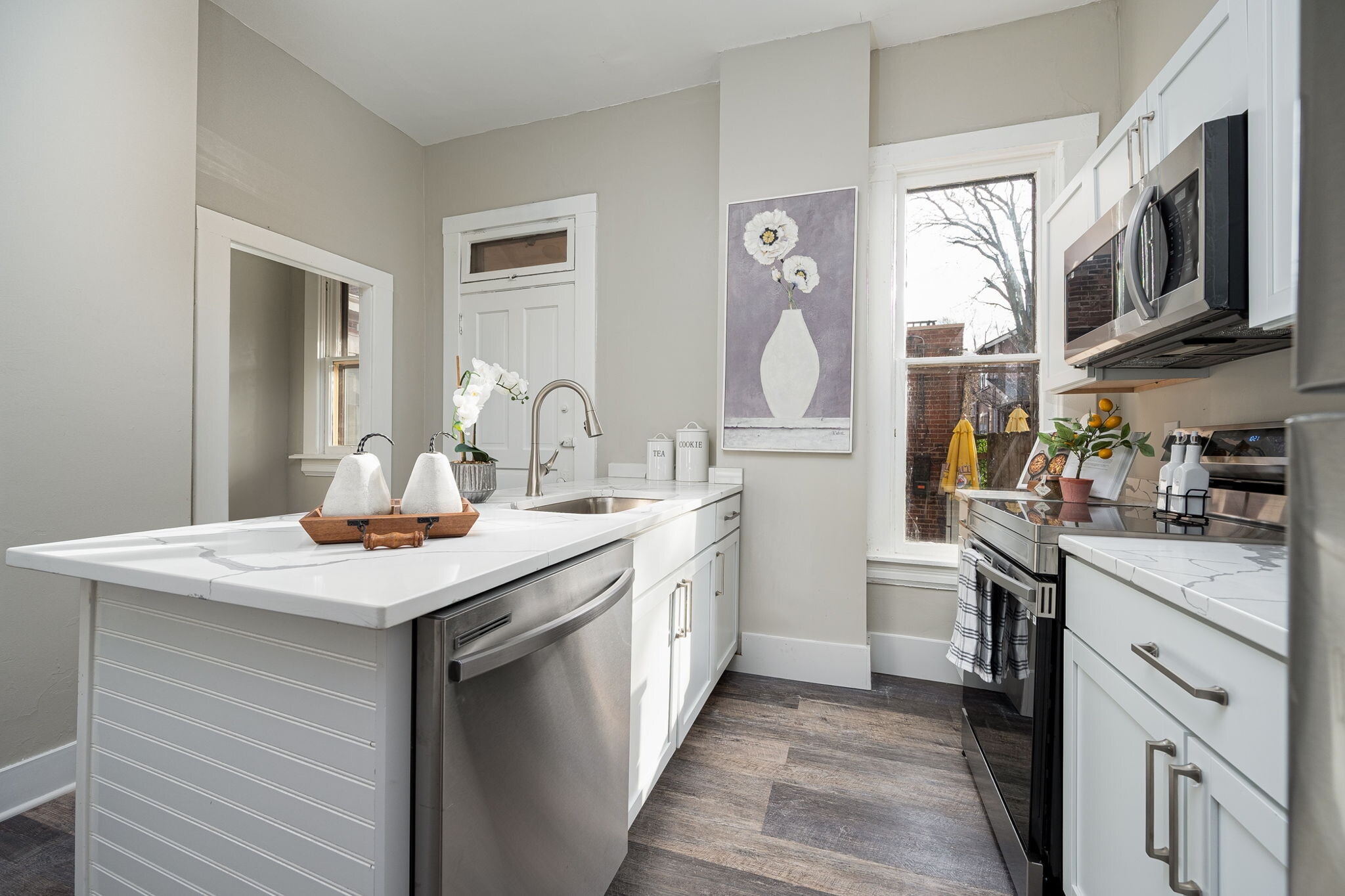 Kitchen - 1256 Neil Ave