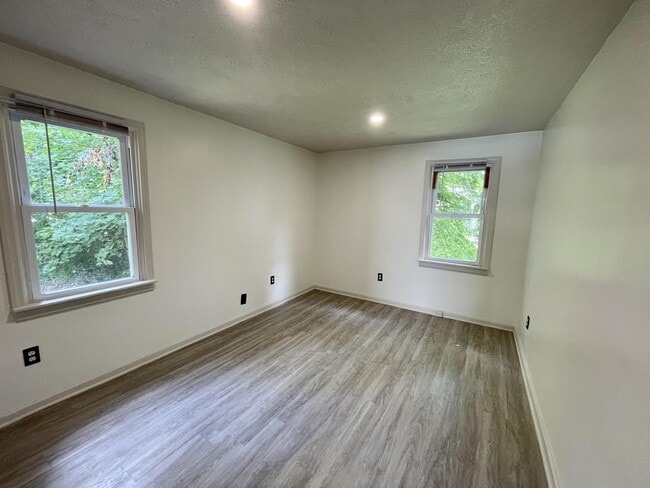 Building Photo - 1079 Orlando Ave