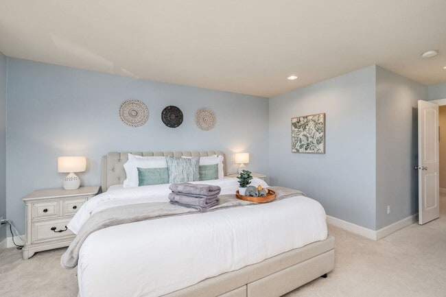 Building Photo - 4224 Francis Ave N