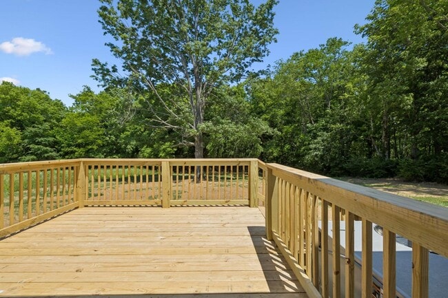 Building Photo - 2547 Bearwallow Rd
