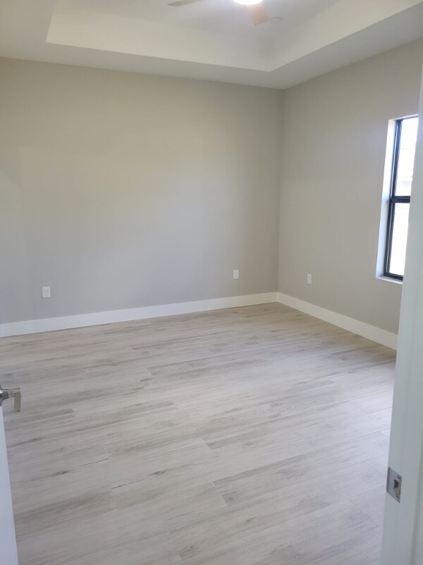 Building Photo - 4830-4830 30th St SW