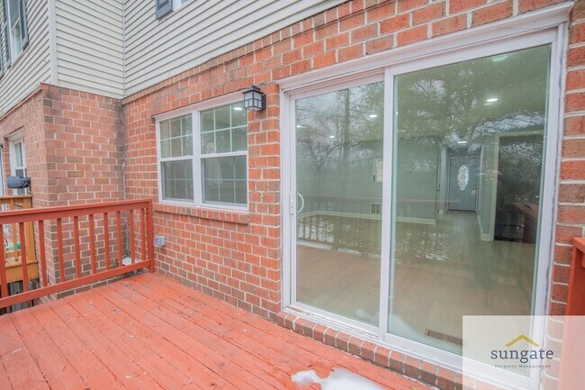 Building Photo - 43 Wellspring Cir