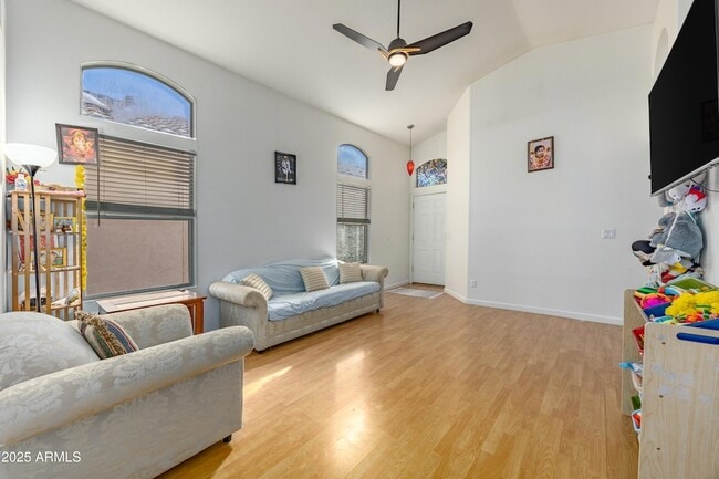 Building Photo - 3408 E Rockwood Dr