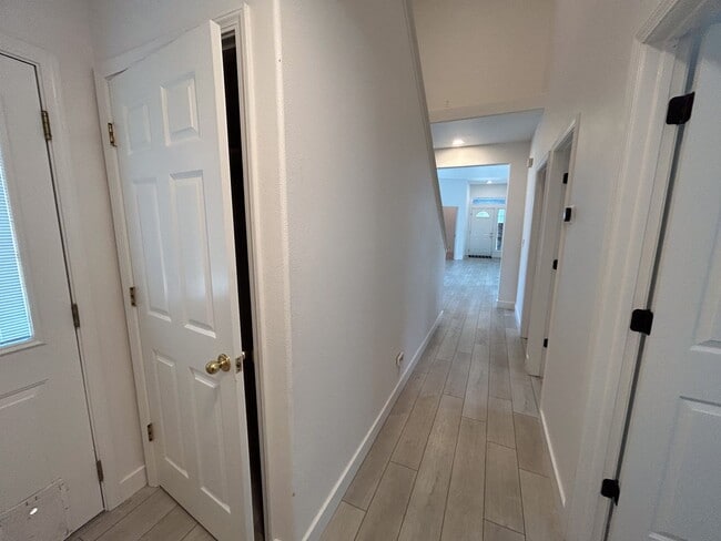 Building Photo - Recently Upgraded Modern Chico Home