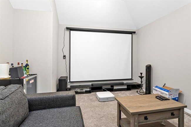 Building Photo - 2058 Woodland Pine Ct