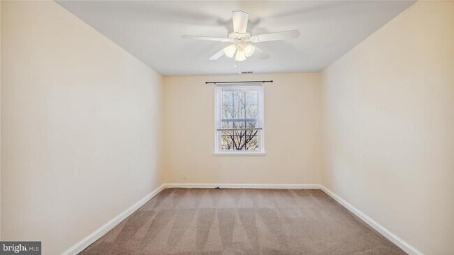 Building Photo - 3529 S Utah St